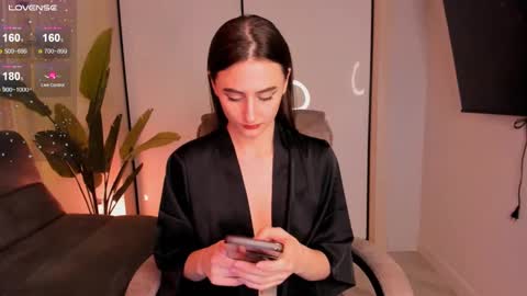 Snapshot of helena_lorente chatting on January 2025 06:41:02 PM Helen online show from January 2025 06:41:02 PM