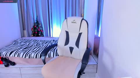 Snapshot of helenaregal chatting on January 2025 01:31:02 PM Helena online show from January 2025 01:31:02 PM