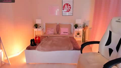 Snapshot of helenaregal chatting on September 2025 01:44:02 PM Helena online show from September 2025 01:44:02 PM