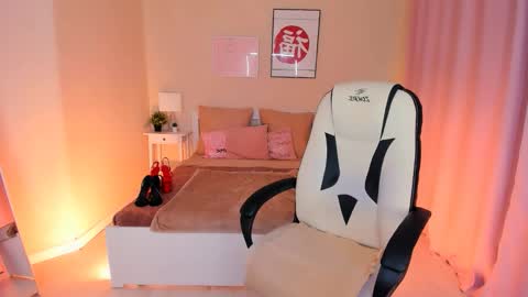 Snapshot of helenaregal chatting on November 2025 01:33:02 PM Helena online show from November 2025 01:33:02 PM