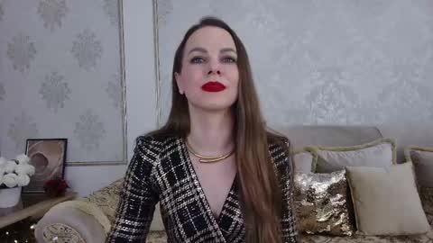 Snapshot of helenbenit chatting on February 2025 06:48:01 AM Helen online show from February 2025 06:48:01 AM