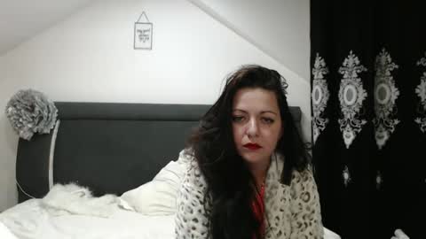 Snapshot of helenhh chatting on January 2025 10:48:02 AM helenhh online show from January 2025 10:48:02 AM