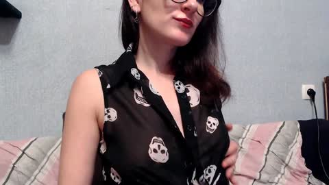 HelenRed online show from December 2024 01:03:02 PM