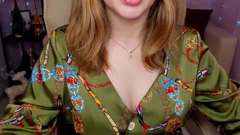 Snapshot of helens_lov chatting on December 2024 04:59:02 AM Helen online show from December 2024 04:59:02 AM