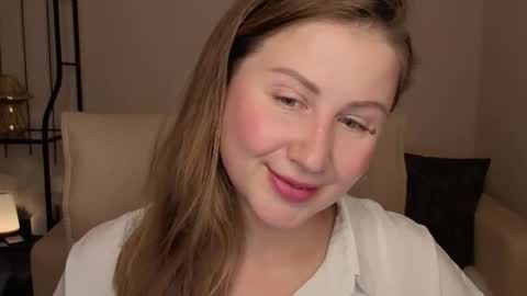 Snapshot of helens_lov chatting on October 2025 02:20:01 AM Helen online show from October 2025 02:20:01 AM