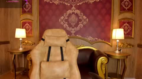 Snapshot of helenstanfordd chatting on September 2025 11:58:01 AM Helen or Hells online show from September 2025 11:58:01 AM