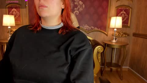 Snapshot of helenstanfordd chatting on September 2025 12:20:01 PM Helen or Hells online show from September 2025 12:20:01 PM