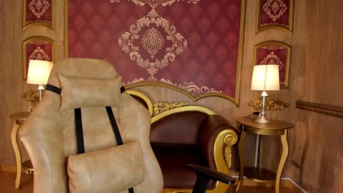 Snapshot of helenstanfordd chatting on September 2025 12:32:02 PM Helen or Hells online show from September 2025 12:32:02 PM