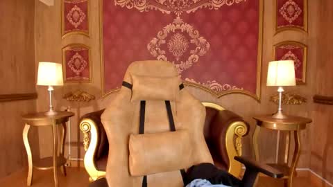 Snapshot of helenstanfordd chatting on October 2025 11:52:02 AM Helen or Hells online show from October 2025 11:52:02 AM