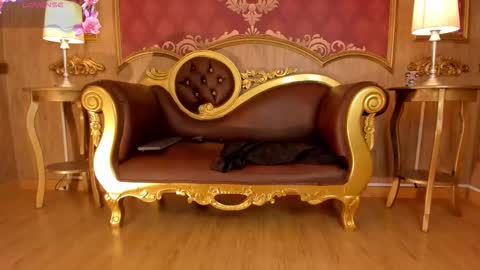 Snapshot of helenstanfordd chatting on October 2025 12:42:02 PM Helen or Hells online show from October 2025 12:42:02 PM