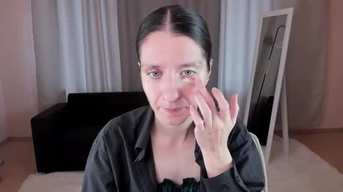 Snapshot of helentasty_ chatting on September 2025 02:15:02 AM Helen online show from September 2025 02:15:02 AM