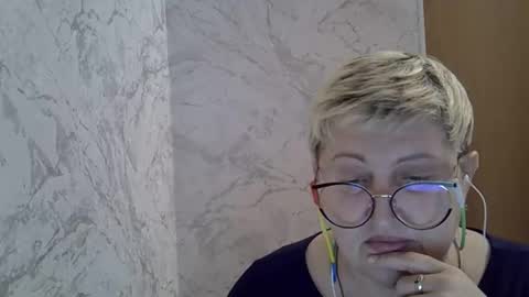 helga_anasis1 online show from November 2025 06:56:02 AM