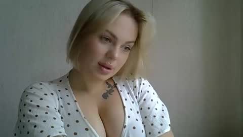 Snapshot of helga_now chatting on October 2025 09:10:02 AM helga_now online show from October 2025 09:10:02 AM