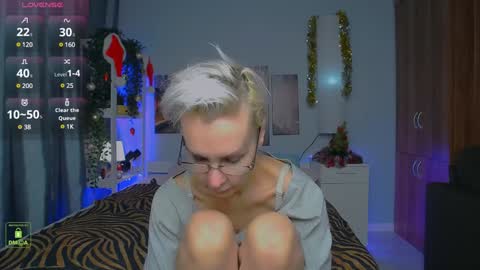 Snapshot of helgahimmele chatting on December 2024 04:40:02 PM Helga online show from December 2024 04:40:02 PM