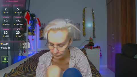 Snapshot of helgahimmele chatting on January 2025 02:25:01 AM Helga online show from January 2025 02:25:01 AM