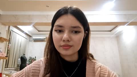 Alice online show from November 2025 03:45:01 PM