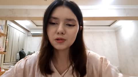 Alice online show from November 2025 03:48:02 PM