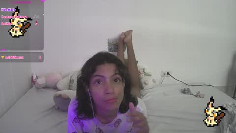 Helia Transfem and Amy online show from January 2025 06:54:01 PM