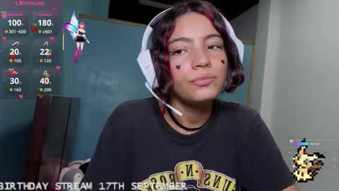 Helia Transfem and Amy online show from September 2025 05:30:01 AM