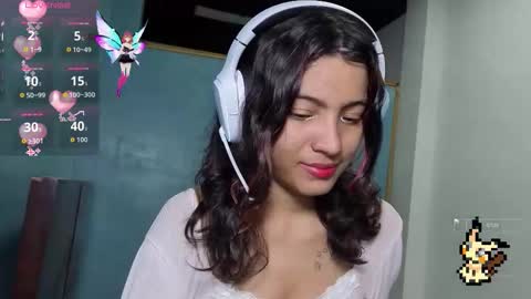 Helia Transfem and Amy online show from November 2025 02:32:01 AM