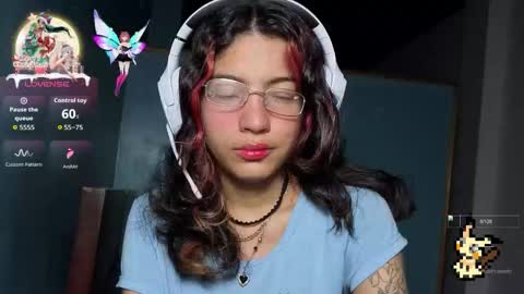 Helia Transfem and Amy online show from November 2025 07:05:02 AM