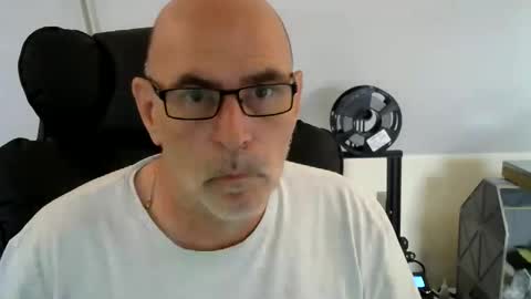 Snapshot of helikev26 chatting on June 2026 11:48:01 AM helikev26 online show from June 2026 11:48:01 AM