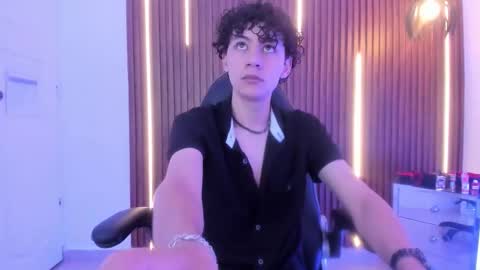 helios_obscuro online show from September 2025 12:19:01 PM