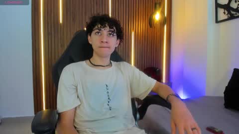 helios_obscuro online show from September 2025 02:11:02 PM