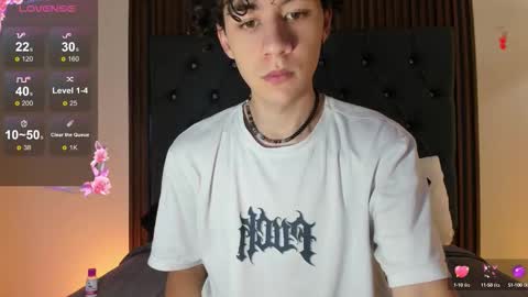 helios_obscuro online show from October 2025 12:55:02 PM