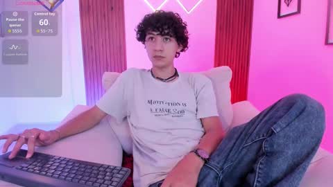 helios_obscuro online show from October 2025 03:07:02 AM