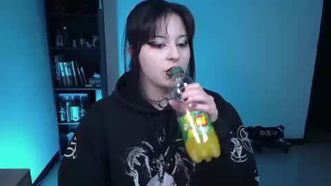 Snapshot of hell_dancer_ chatting on June 2026 04:15:02 AM Lexa online show from June 2026 04:15:02 AM