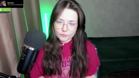 Red online show from December 2024 07:05:01 PM