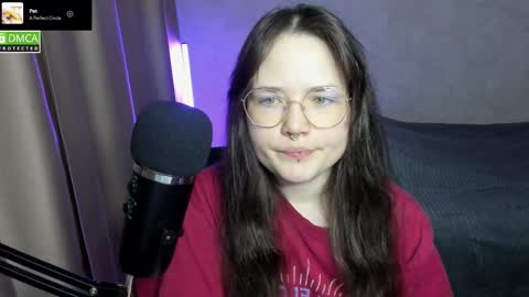 Red online show from February 2025 09:26:02 PM