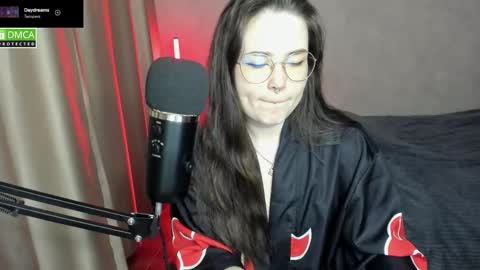 Red online show from February 2025 09:57:01 PM