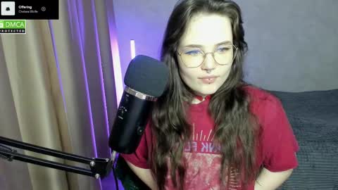 Red online show from March 2025 05:17:02 PM