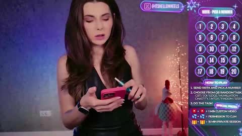 Snapshot of hell_on_heels_ chatting on February 2026 09:40:01 AM - show loyalty and subscribe - online show from February 2026 09:40:01 AM