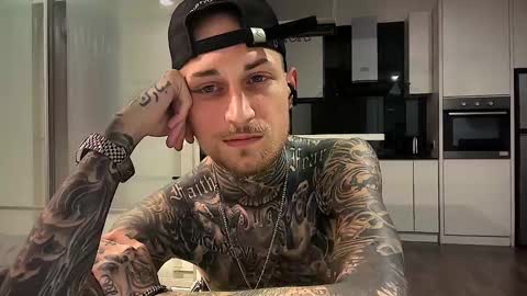 Snapshot of hellacozy chatting on February 2026 01:05:01 PM hellacozy online show from February 2026 01:05:01 PM