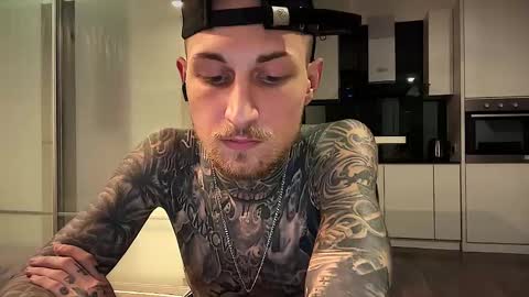 Snapshot of hellacozy chatting on February 2026 05:31:01 PM hellacozy online show from February 2026 05:31:01 PM