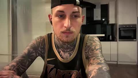 Snapshot of hellacozy chatting on February 2026 06:30:01 PM hellacozy online show from February 2026 06:30:01 PM