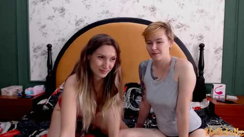 HellDollz  online show from October 2025 08:33:01 AM