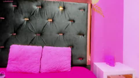 Hellen  online show from September 2025 11:32:02 AM