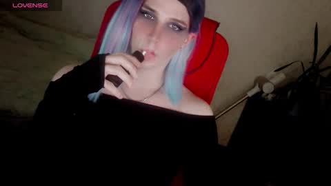 Snapshot of hellenspellman chatting on November 2025 07:02:02 PM Helen Spellman online show from November 2025 07:02:02 PM