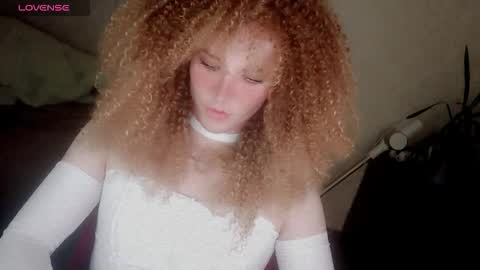 Snapshot of hellenspellman chatting on November 2025 07:28:01 PM Helen Spellman online show from November 2025 07:28:01 PM