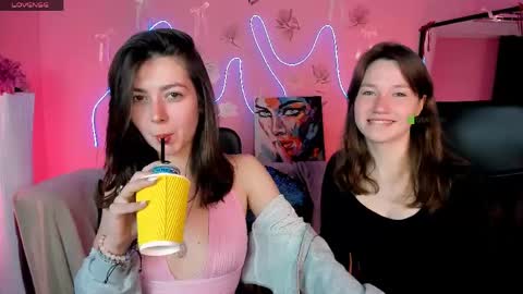 Helli online show from May 2026 07:41:01 PM