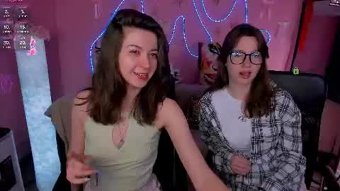 Helli online show from June 2026 07:16:02 PM