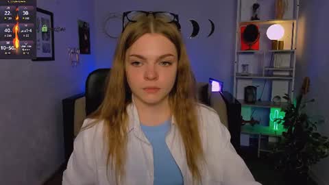 Helli online show from June 2026 07:17:01 PM