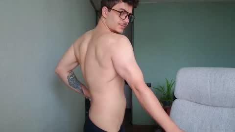 Snapshot of hellish_sugar chatting on November 2025 06:23:02 AM Remy online show from November 2025 06:23:02 AM