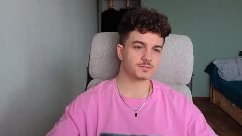 Snapshot of hellish_sugar chatting on February 2026 07:07:02 AM Remy online show from February 2026 07:07:02 AM