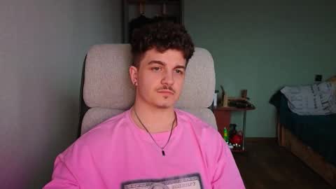 Snapshot of hellish_sugar chatting on February 2026 02:38:02 PM Remy online show from February 2026 02:38:02 PM