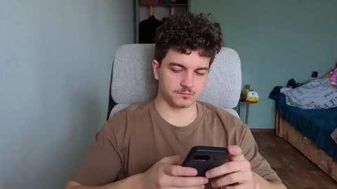 Snapshot of hellish_sugar chatting on March 2026 05:45:02 AM Remy online show from March 2026 05:45:02 AM